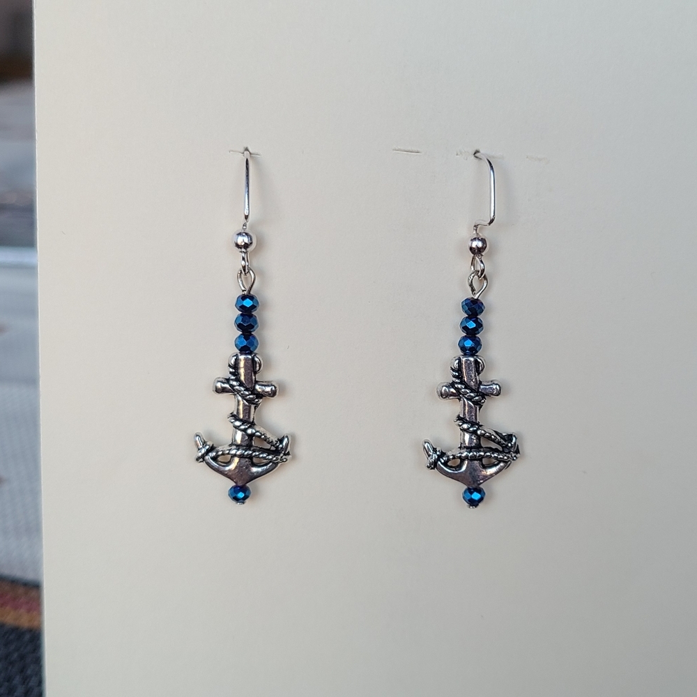 ⭐️3/$14 Handmade Beaded Anchor Earrings